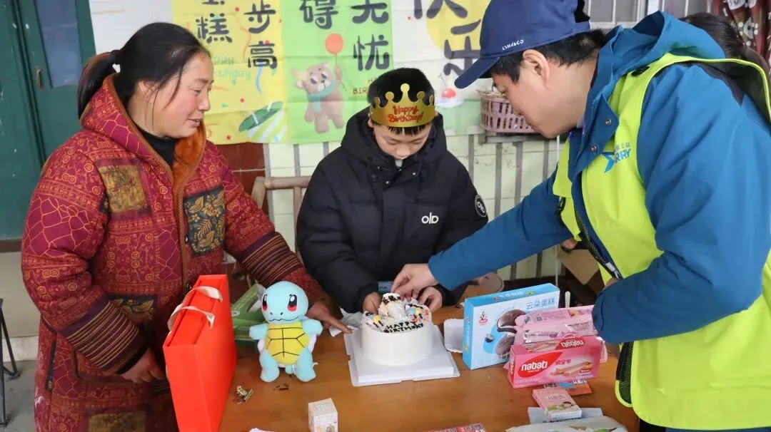 fbf6ecc497f611d23f9e8bcf41914f69